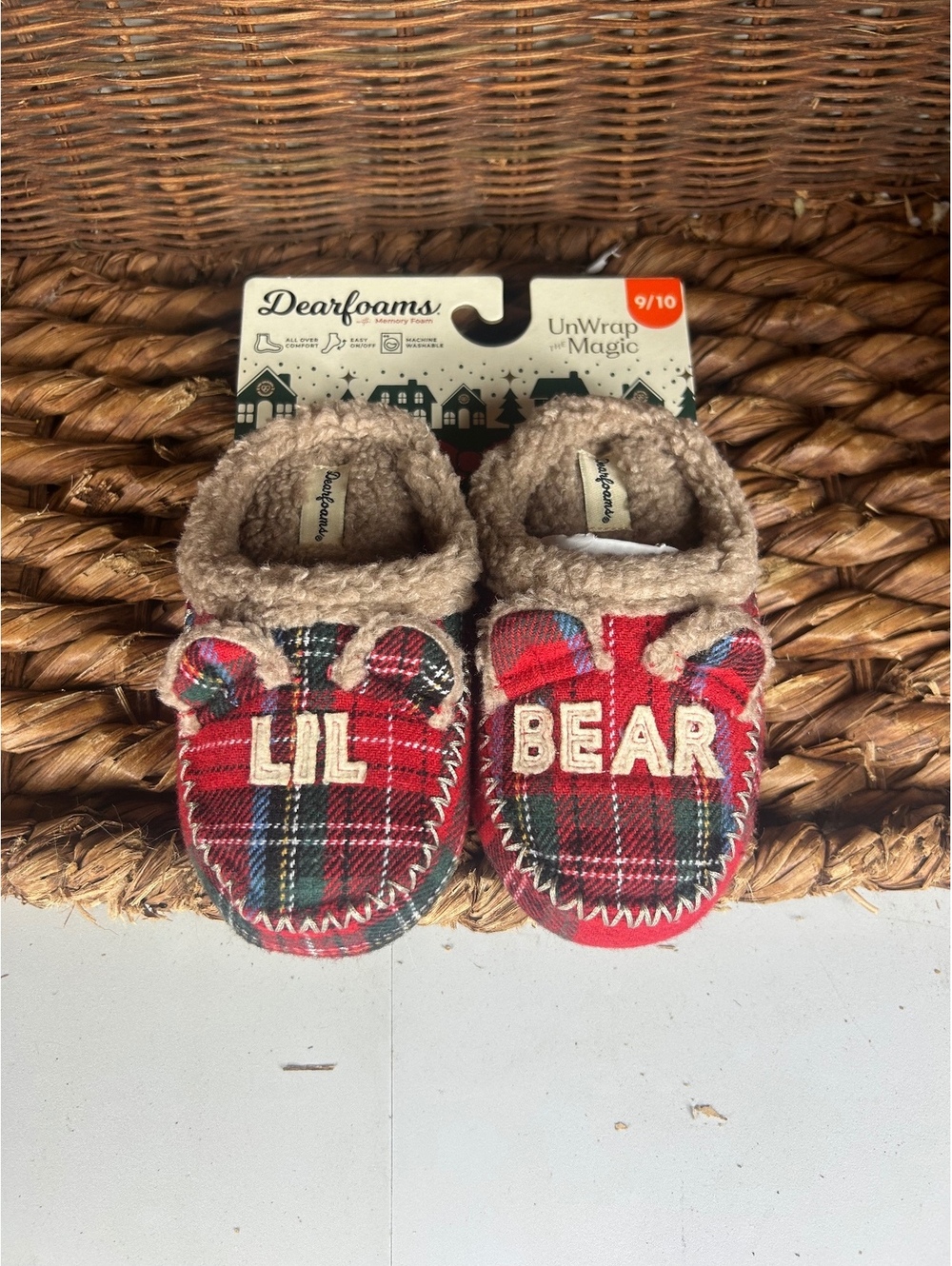 Dearfoams Lil Bear baby slippers